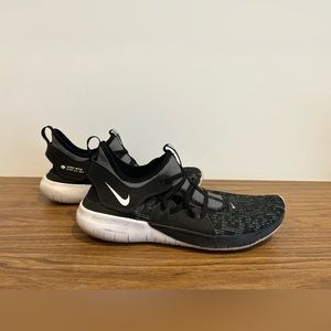 Nike Flex Contact, Black and White, Size US 10